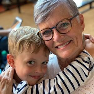 Meet your Posher, Carla